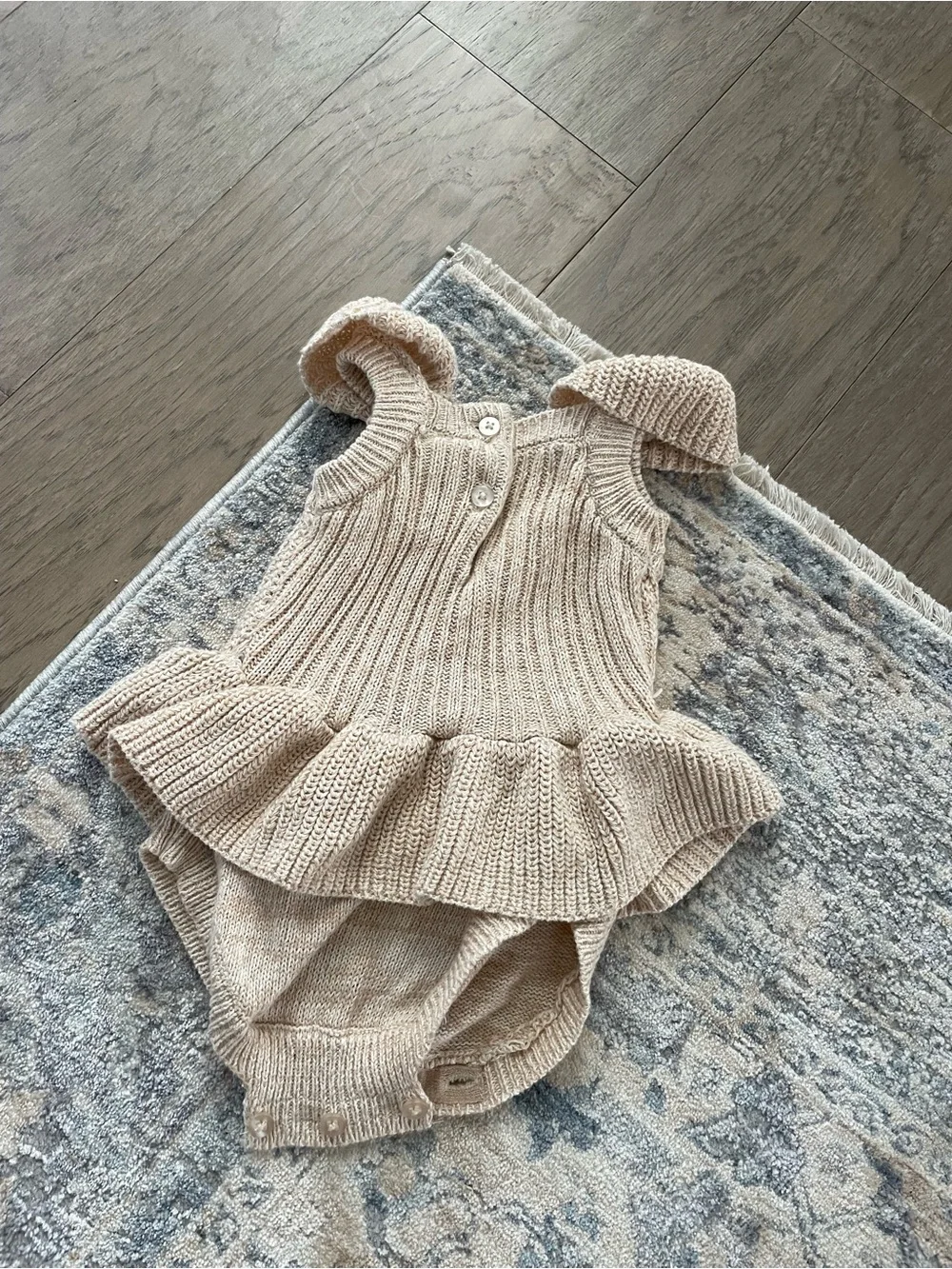 Nicole Miller Cream Knit Ruffle Bodysuit